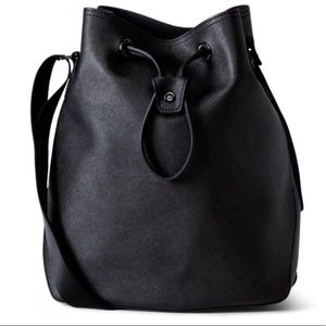 Lululemon Buckets of Fun Bag